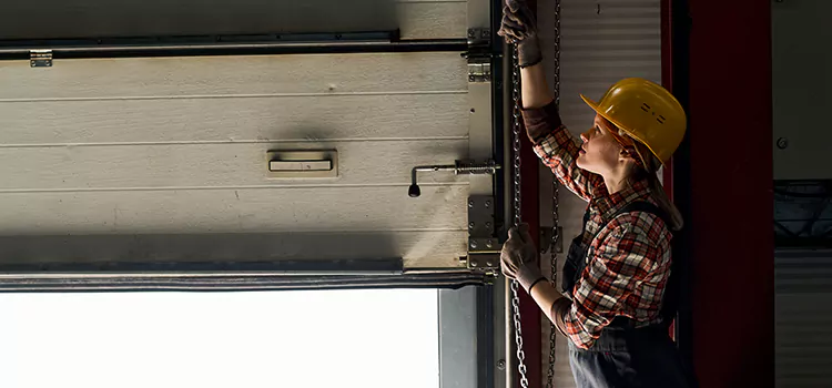 Addressing Common Garage Door Stoppage Issues in Peachtree City, GA